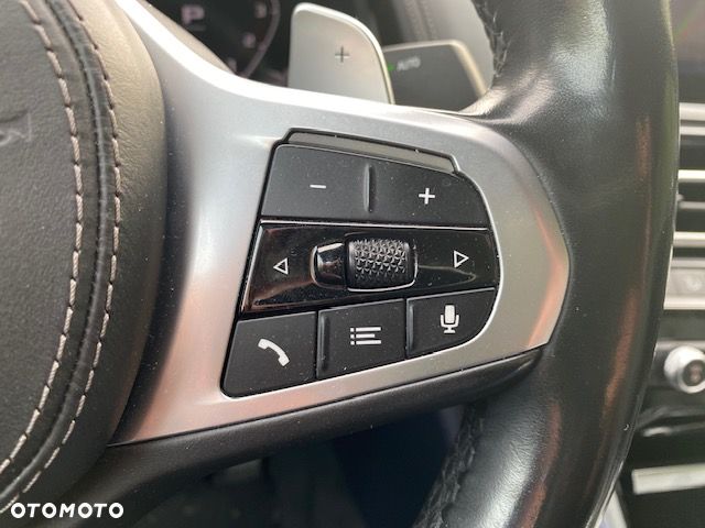 BMW Seria 8 M850i xDrive - 15