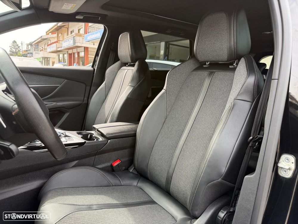 Peugeot 5008 1.5 BlueHDi GT Line J19 EAT8 - 10
