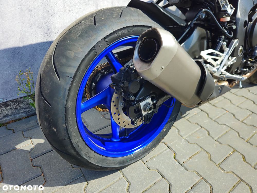 Yamaha MT - 27