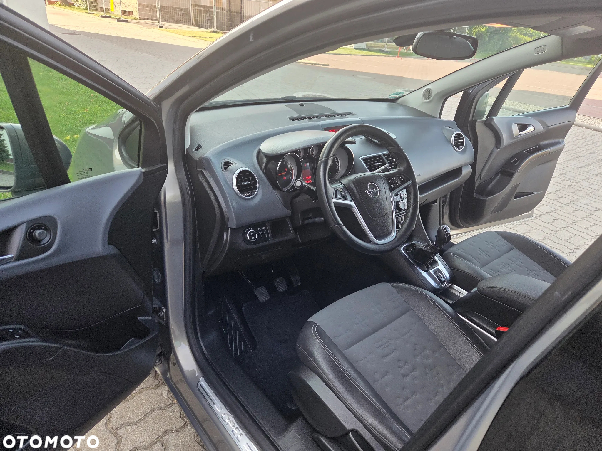 Opel Meriva - 24