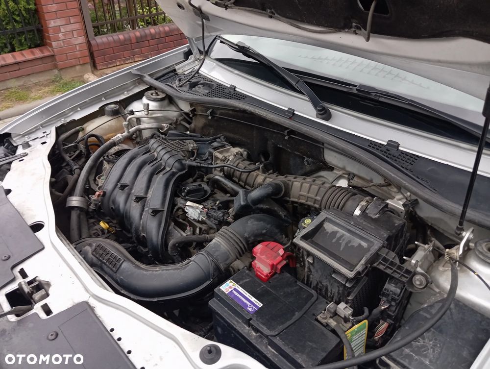 Dacia Duster 1.6 SCe Laureate 4x4 S&S - 8