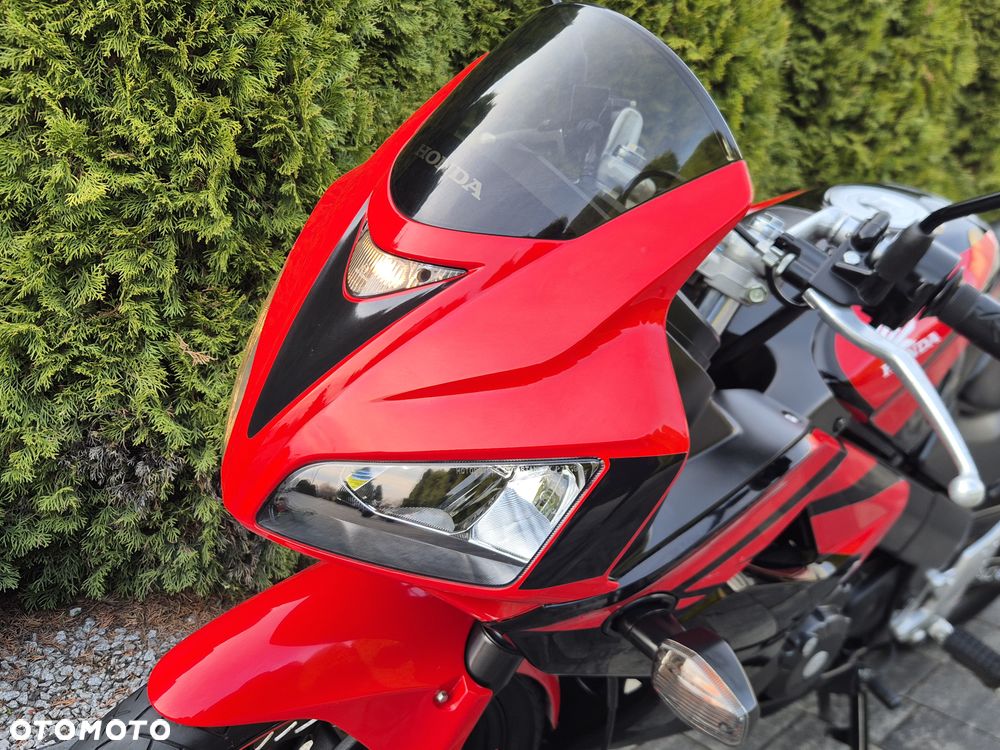 Honda CBR - 9