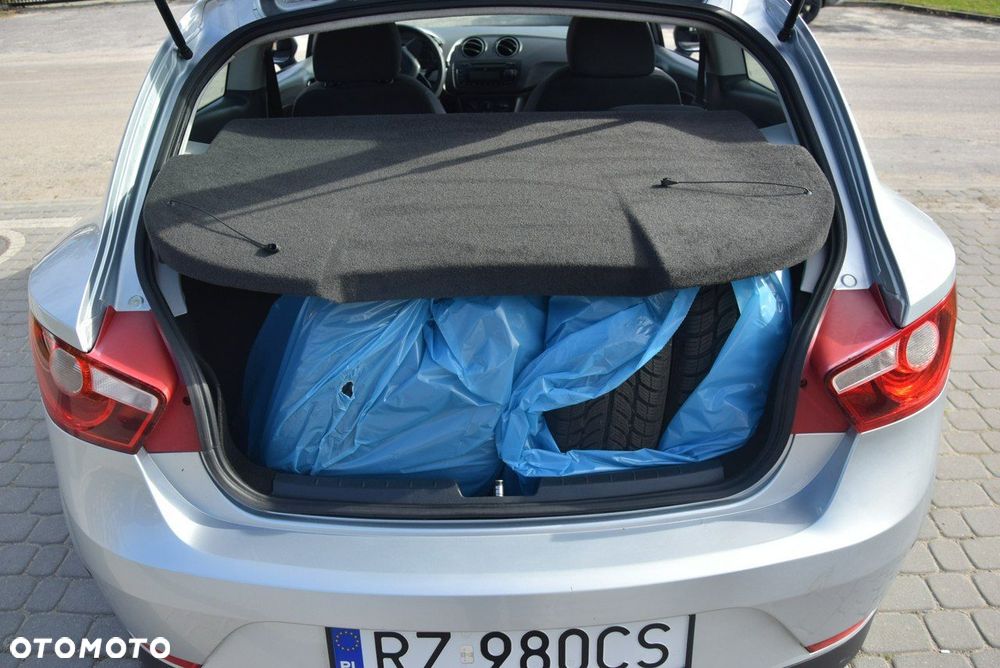 Seat Ibiza SC 1.6 16V DSG Stylance - 17