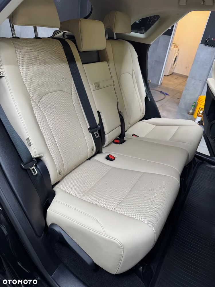 Lexus RX 450h Business Edition - 15