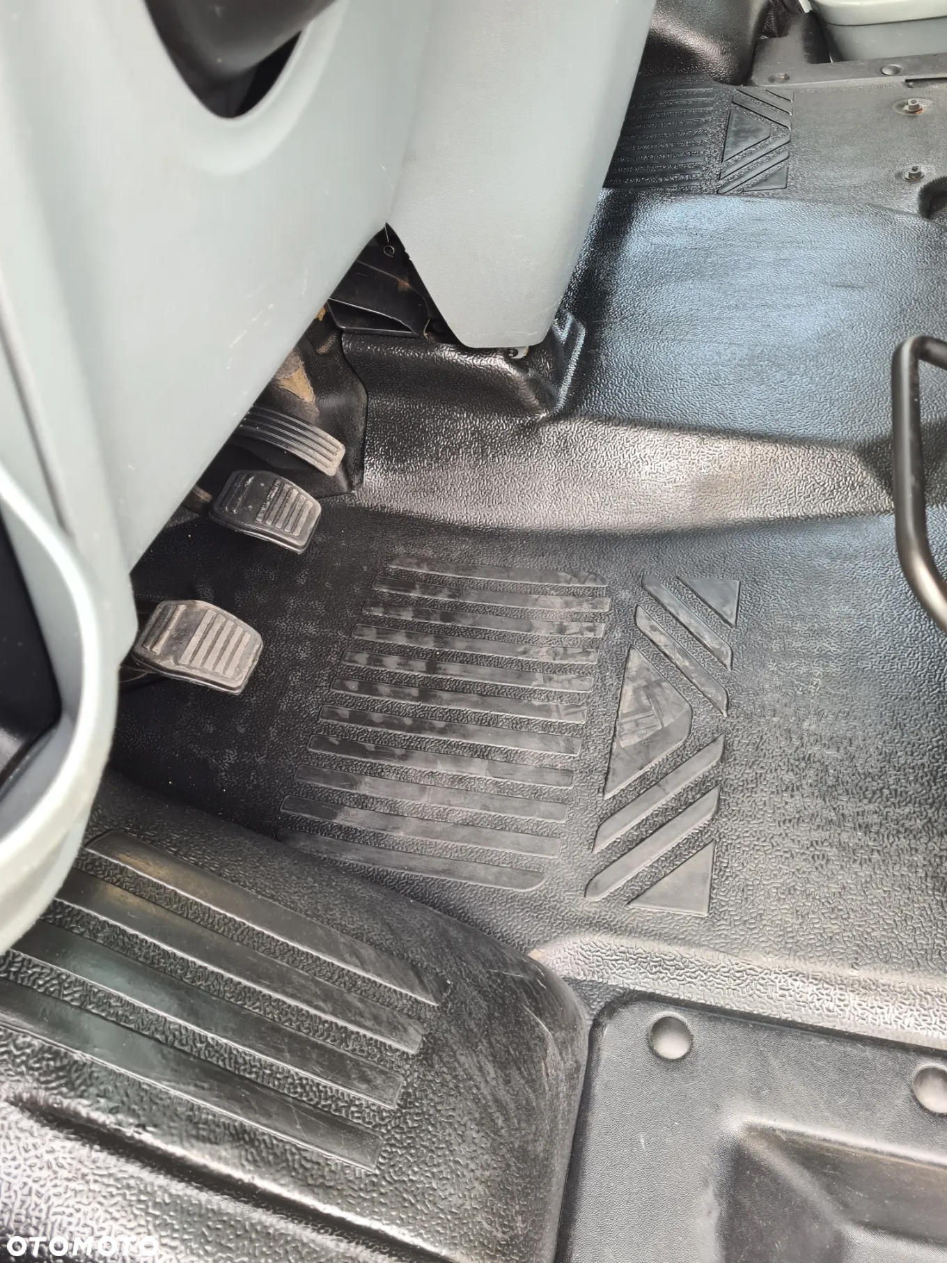 Ford Transit - 11