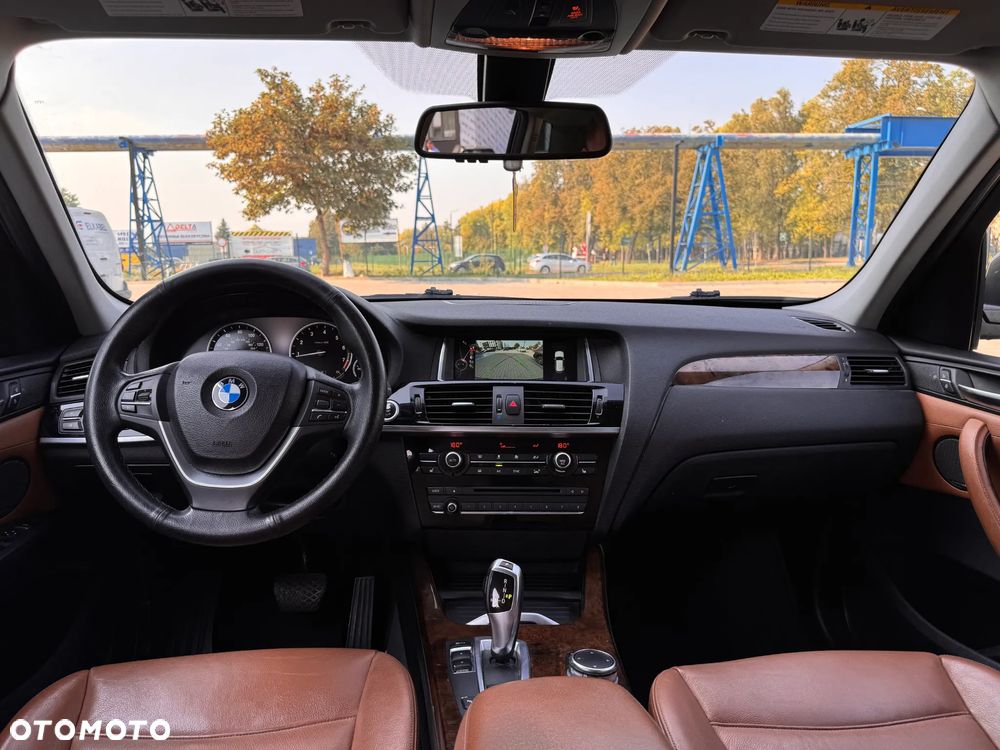 BMW X3 28i xDrive - 23