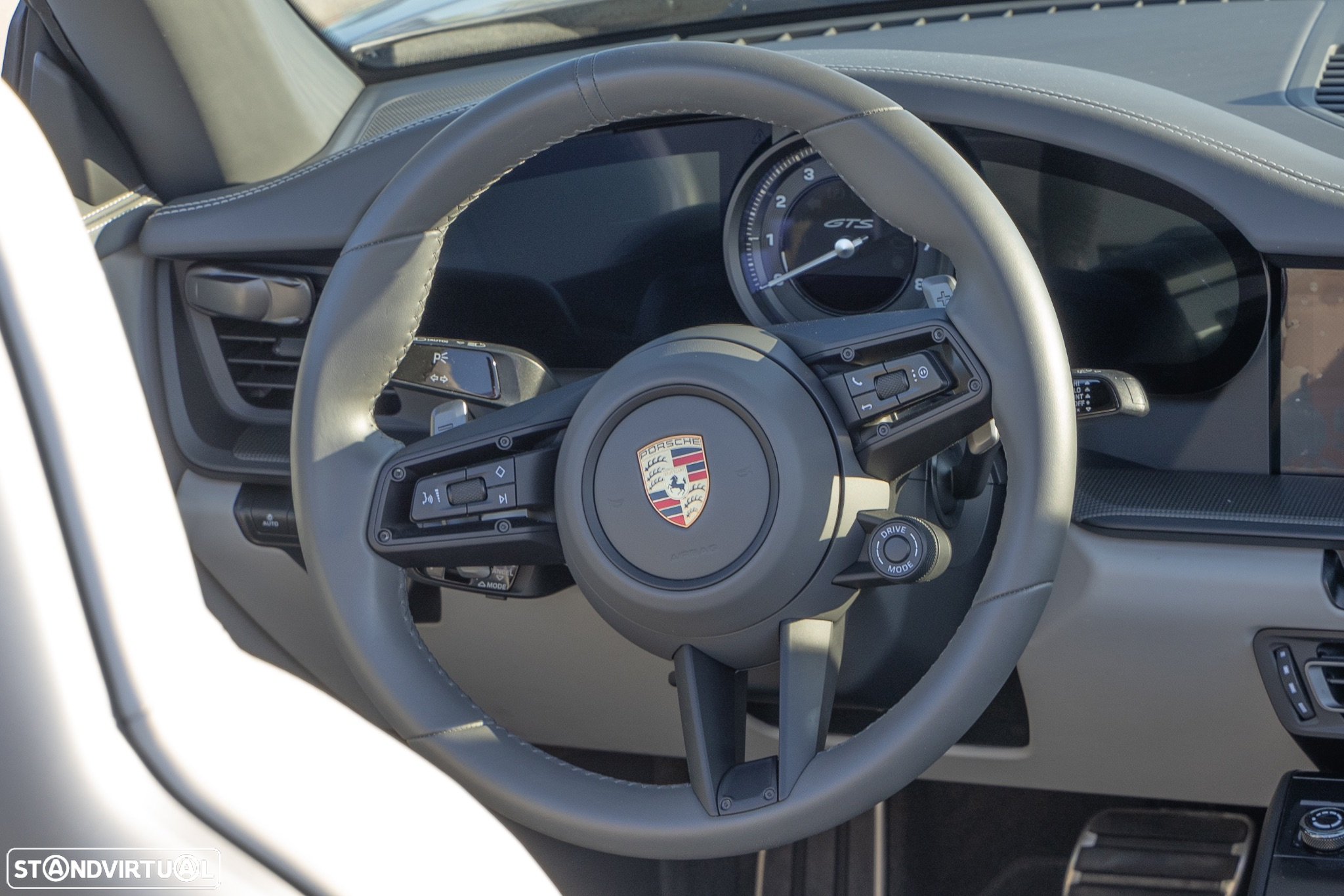Porsche 911 (992) Carrera 4 GTS PDK - 23