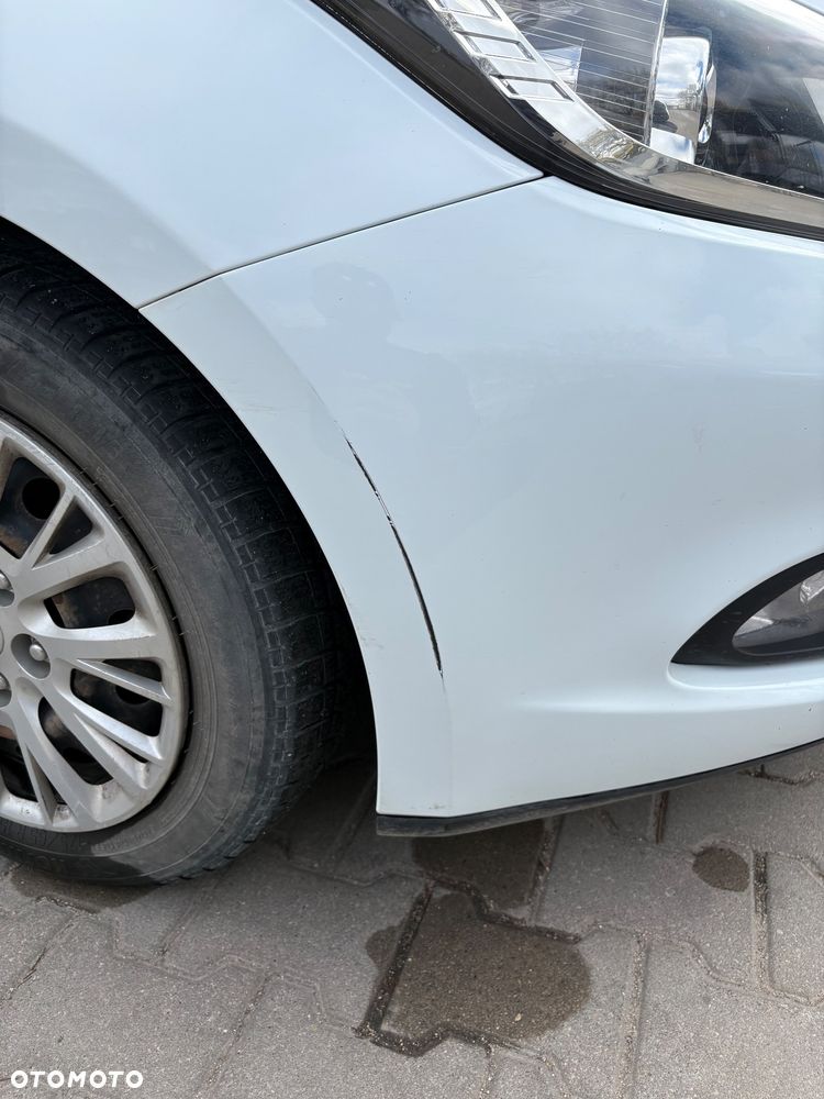 Kia Ceed - 13