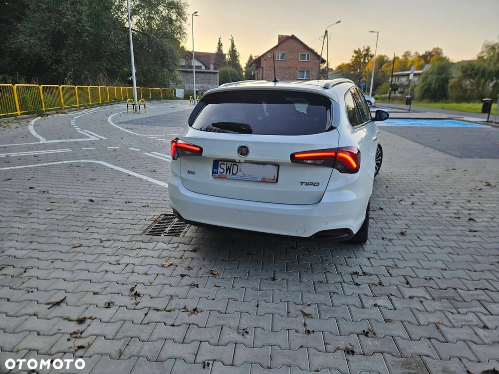 Fiat Tipo 1.0 T3 Garmin - 9