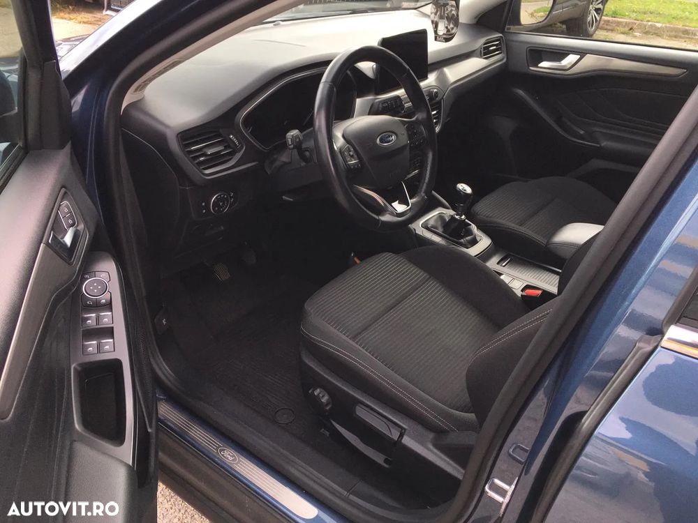 Ford Focus Turnier 1.5 EcoBlue Start-Stopp-System TITANIUM DESIGN - 5