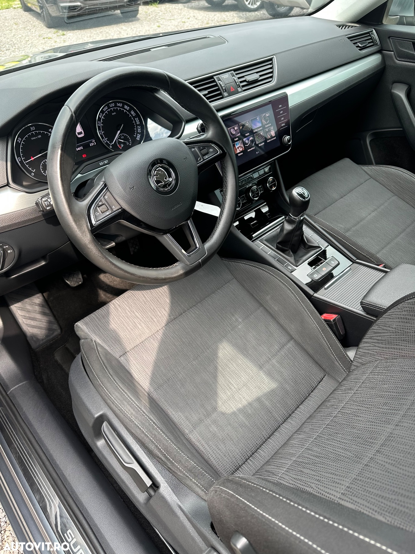 Skoda Superb 1.6 TDI Ambition - 17