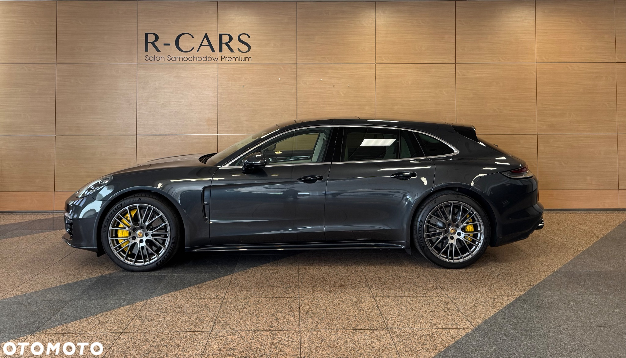 Porsche Panamera Turbo S Sport Turismo - 4