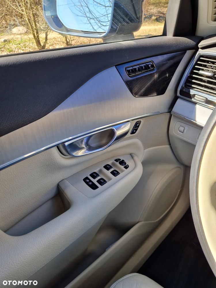 Volvo XC 90 T5 AWD Geartronic Momentum Pro - 14