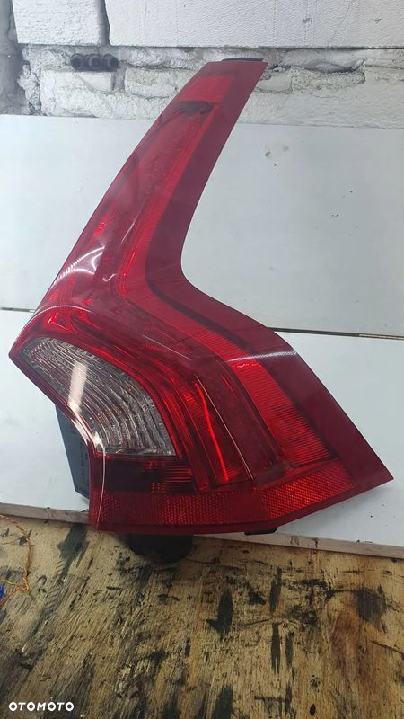 Volvo V60 Kombi LED 10- prawa lampa tylna tył $ - 4