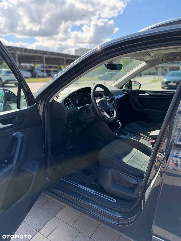 Volkswagen Tiguan - 9