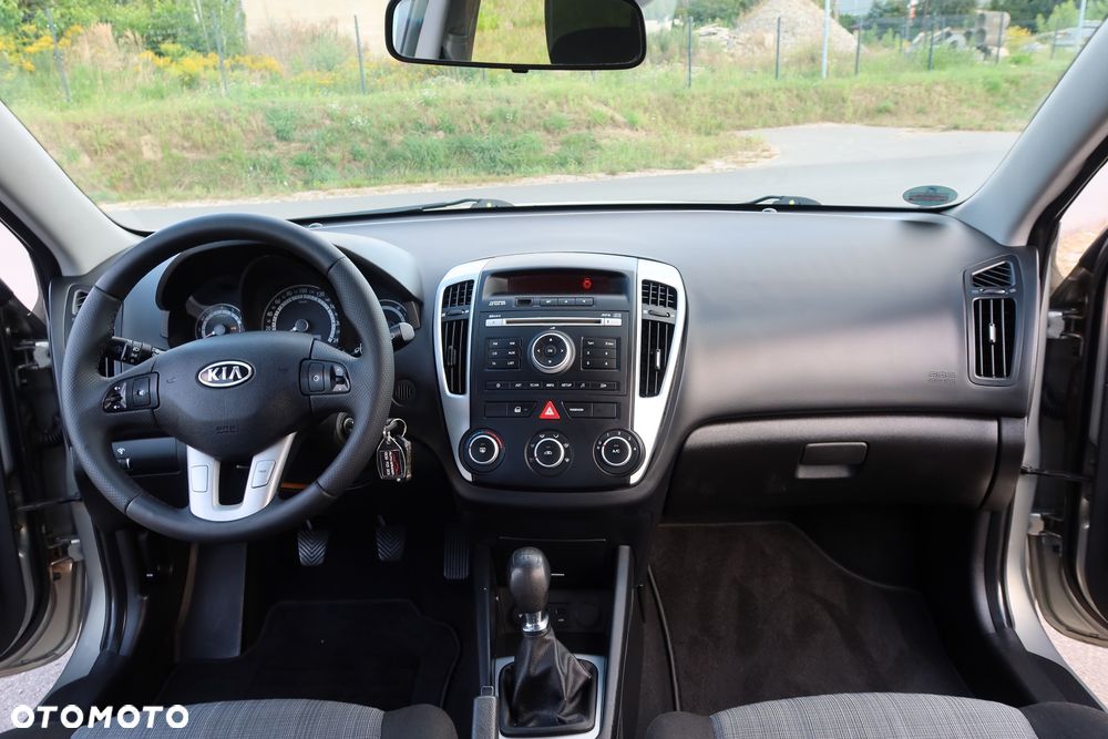 Kia Ceed Cee'd 1.4 L - 13