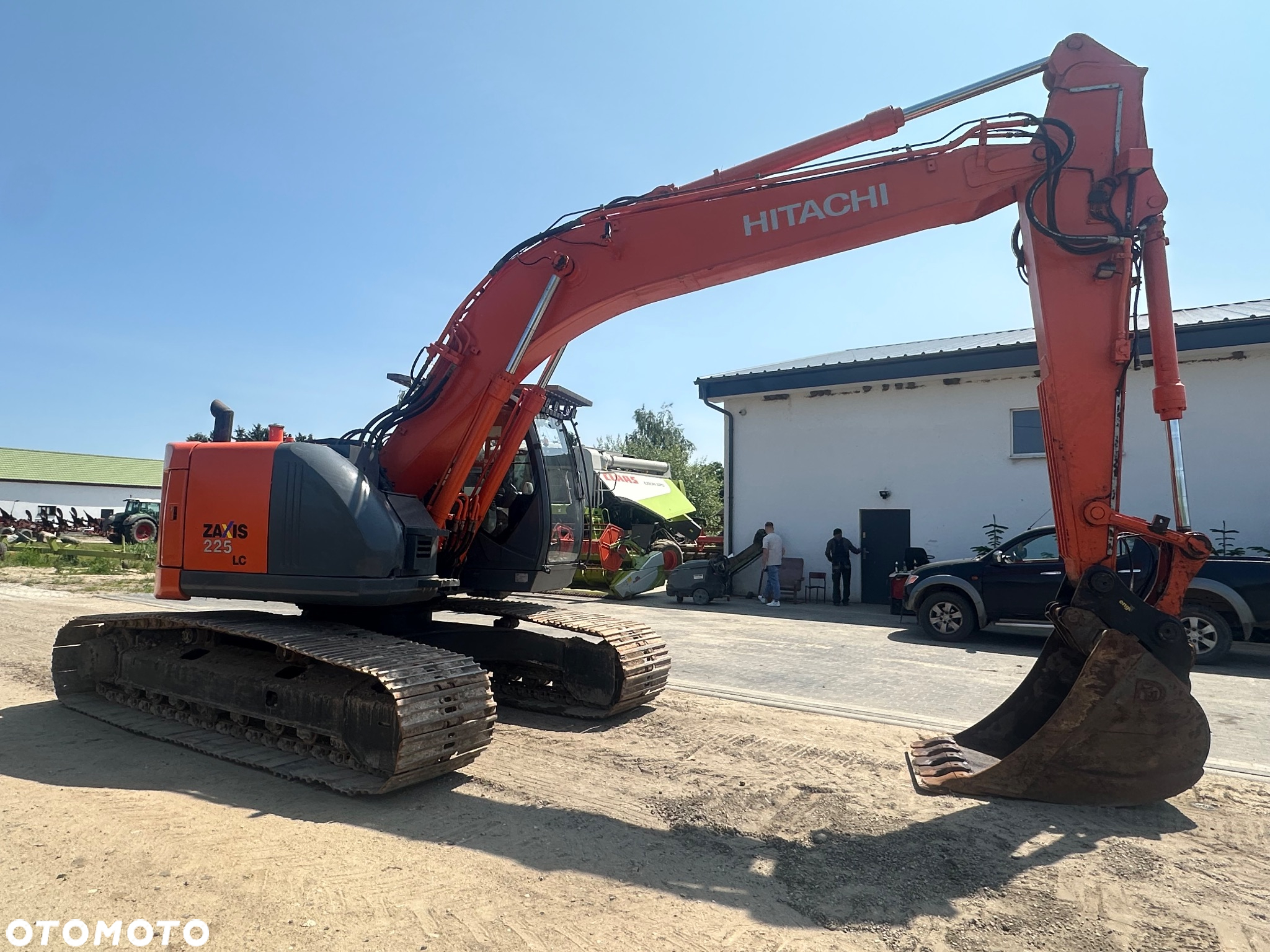 Hitachi ZAXIS ZX 225 USLC - 3 - 2