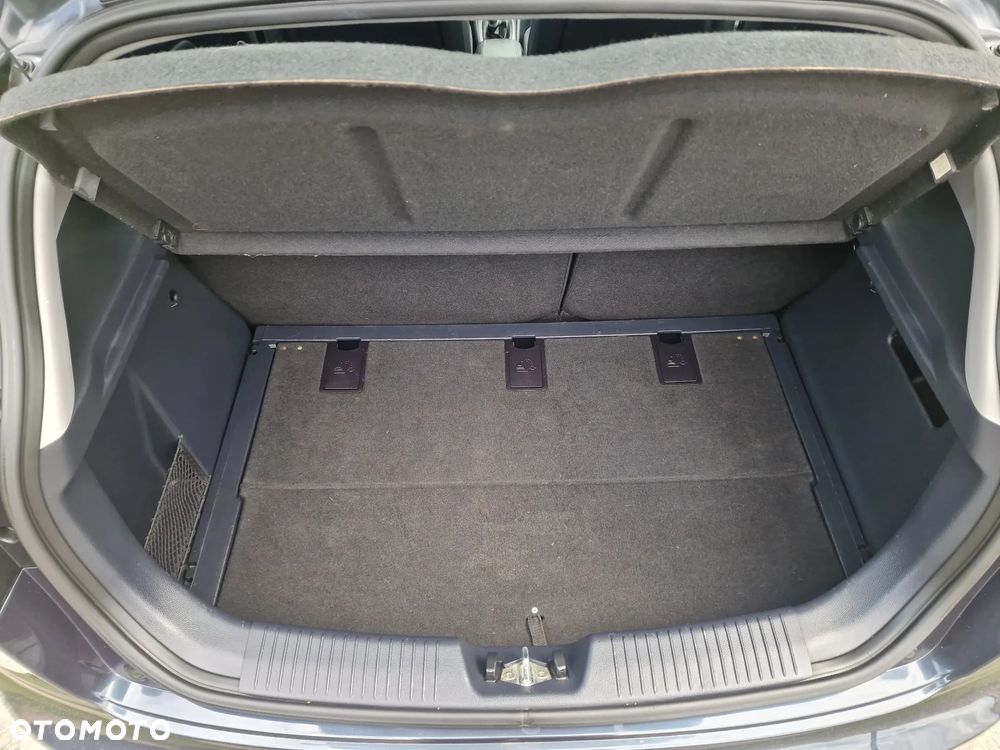 Kia Rio - 25