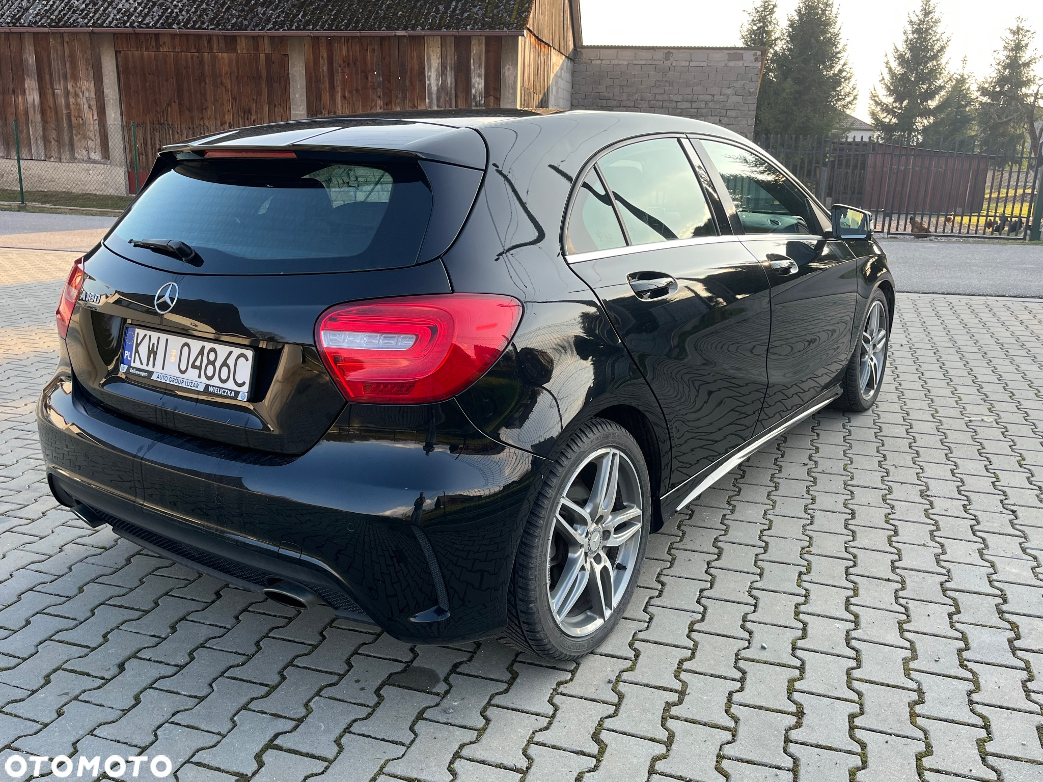Mercedes-Benz Klasa A 180 (BlueEFFICIENCY) AMG Sport - 3