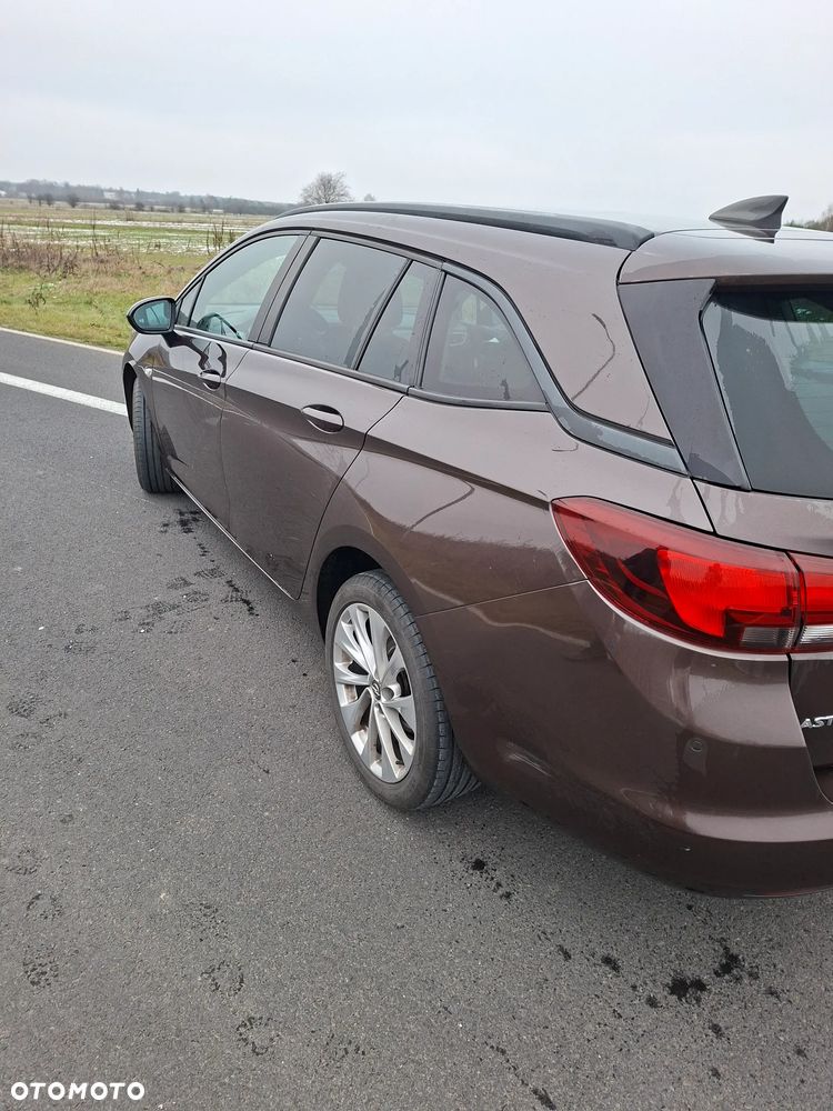 Opel Astra - 5