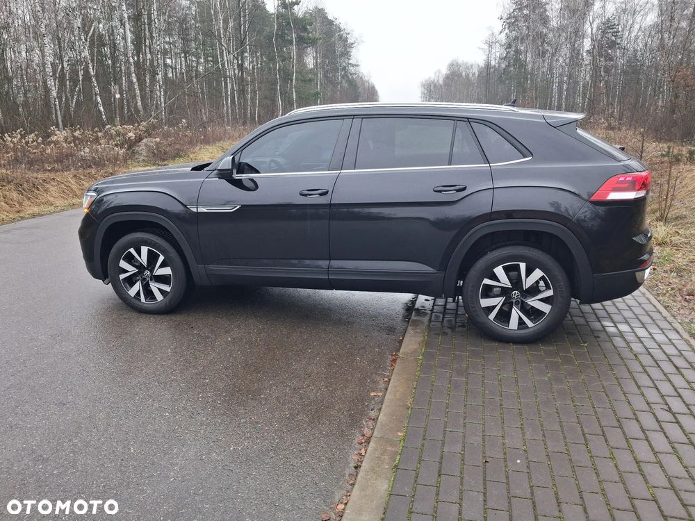 Volkswagen Atlas - 2