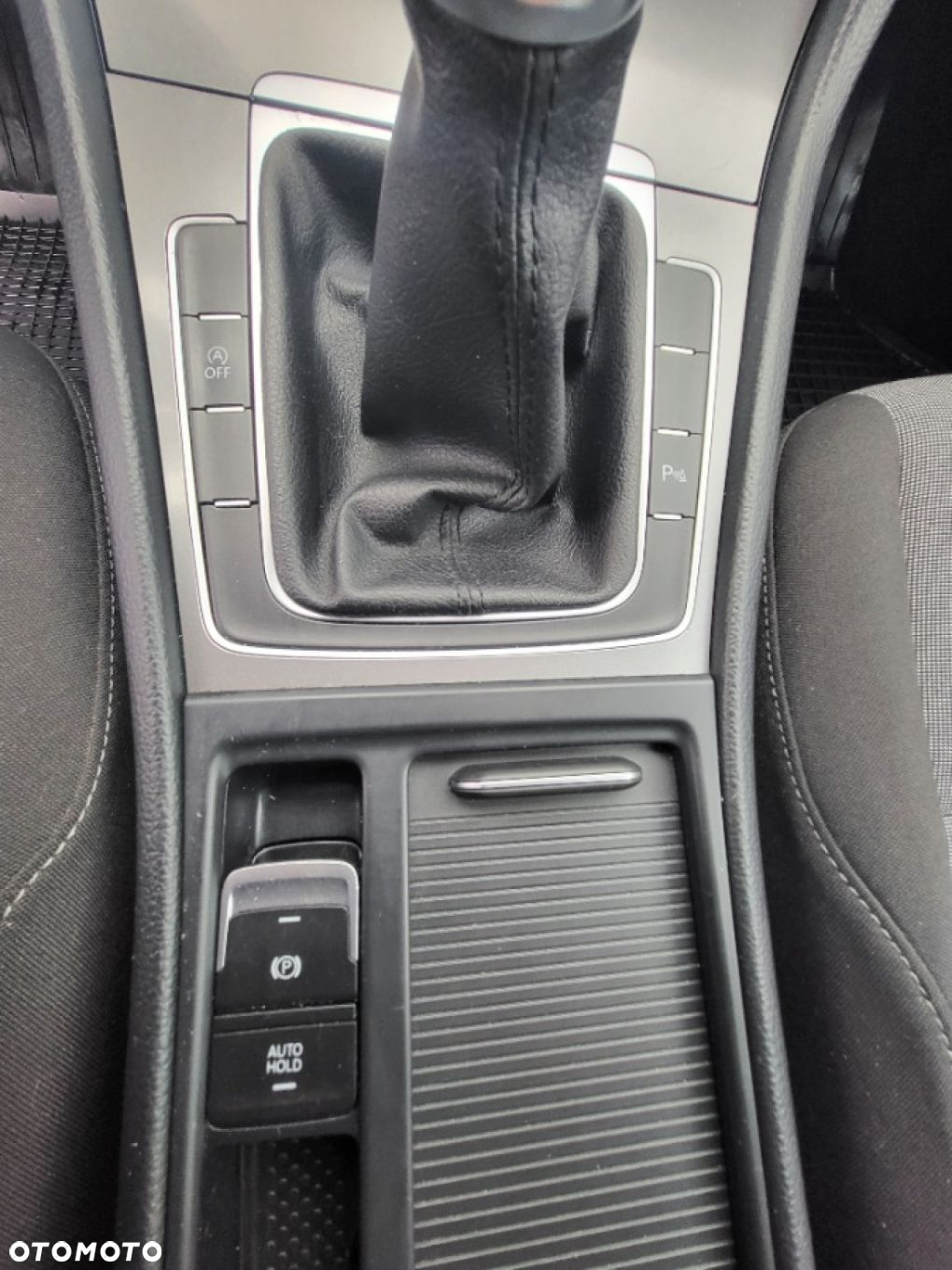 Volkswagen Golf - 15