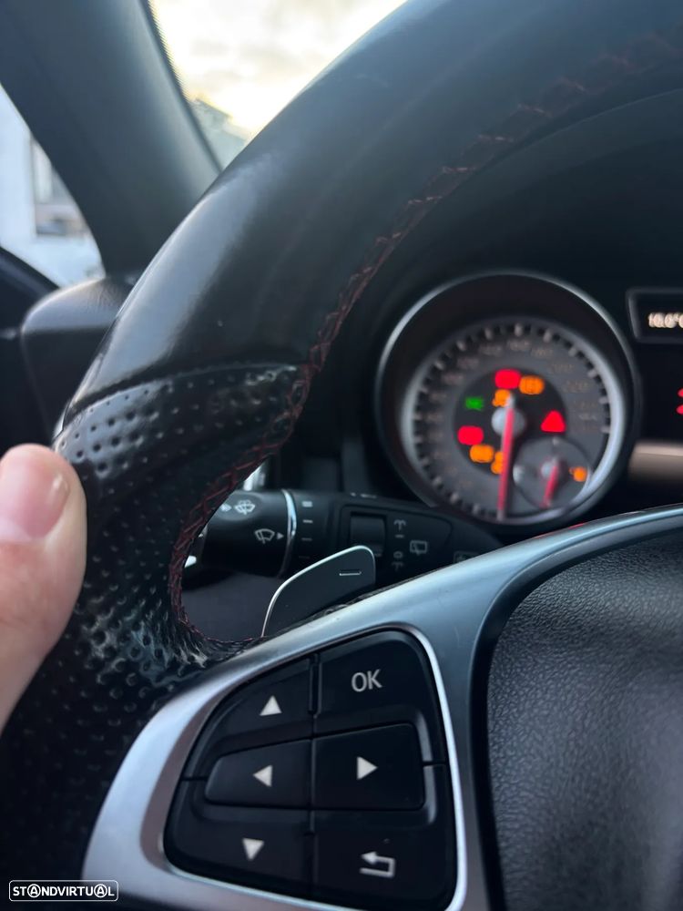 Mercedes-Benz GLA 180 d 7G-DCT AMG Line - 14