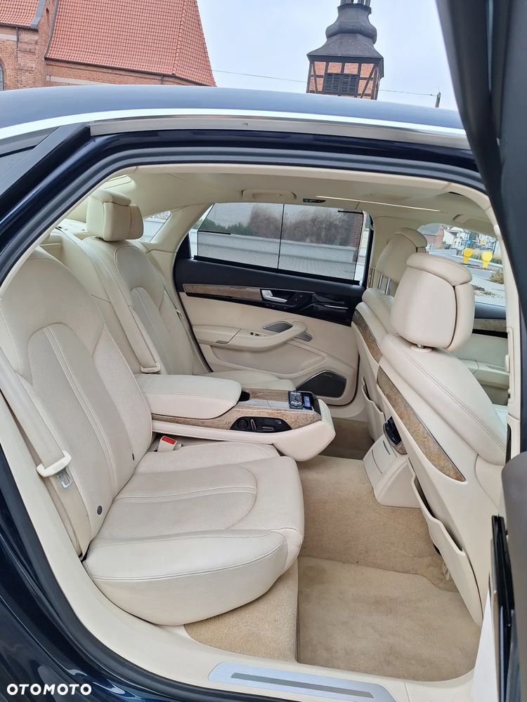 Audi A8 4.2 FSI L Quattro - 26