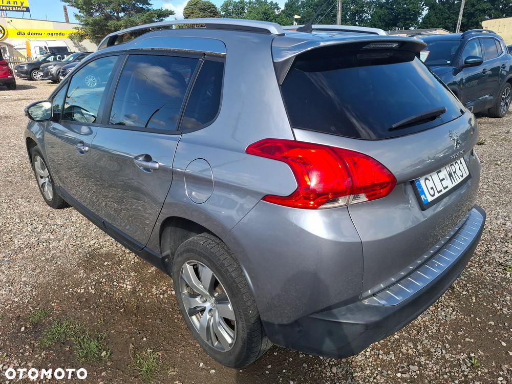 Peugeot 2008 1.6 e-HDi Style S&S - 7