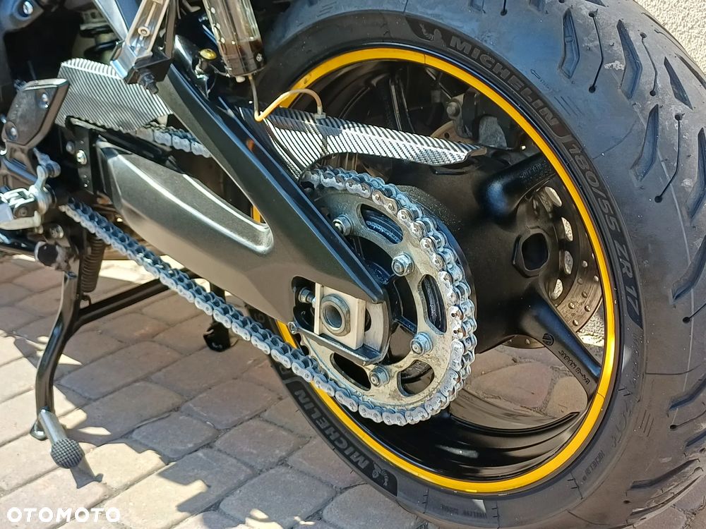 Yamaha FZ8 - 24