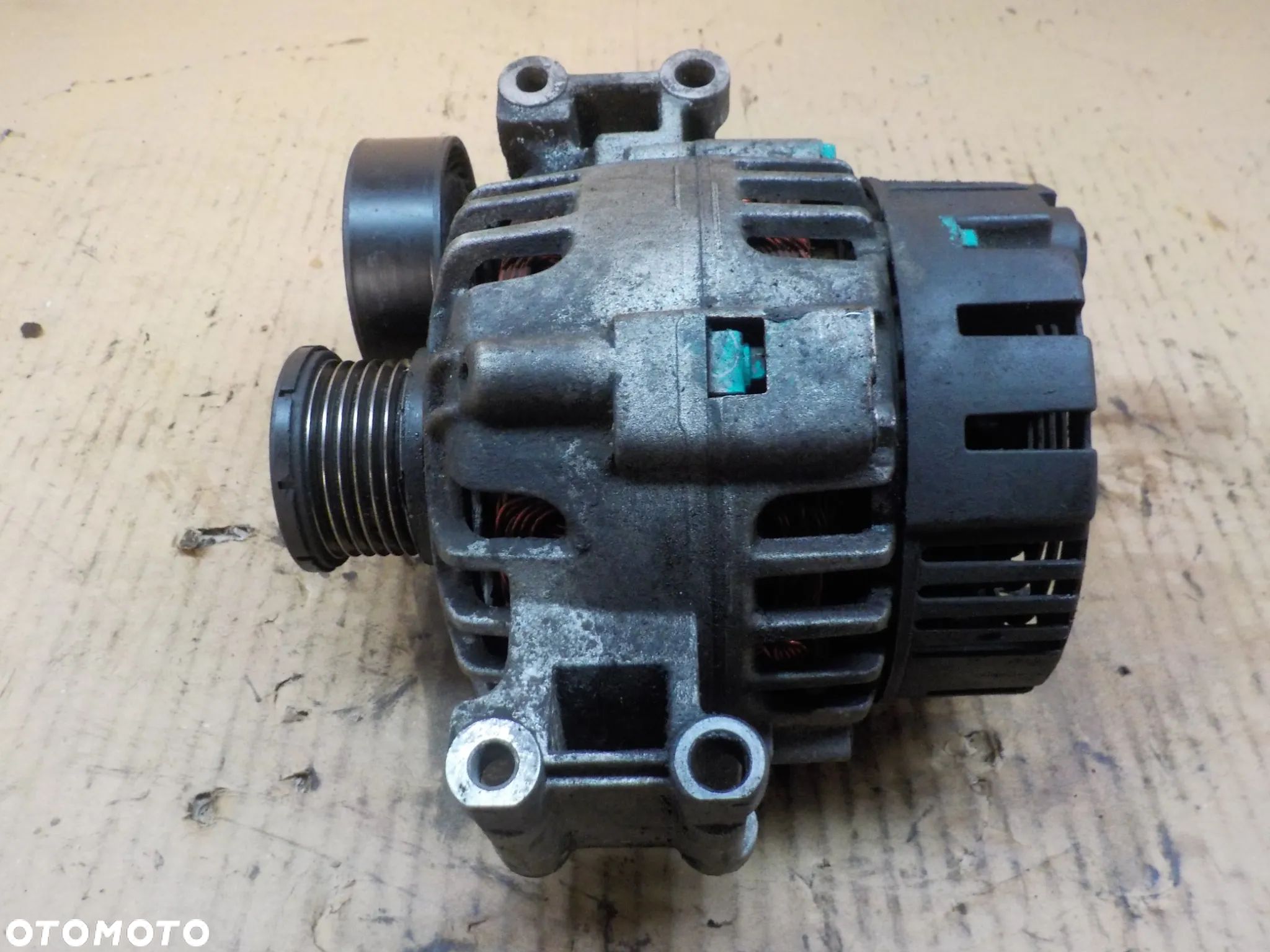 BMW SERIA 3 E46 1.8 B ALTERNATOR 7521382-02 - 1