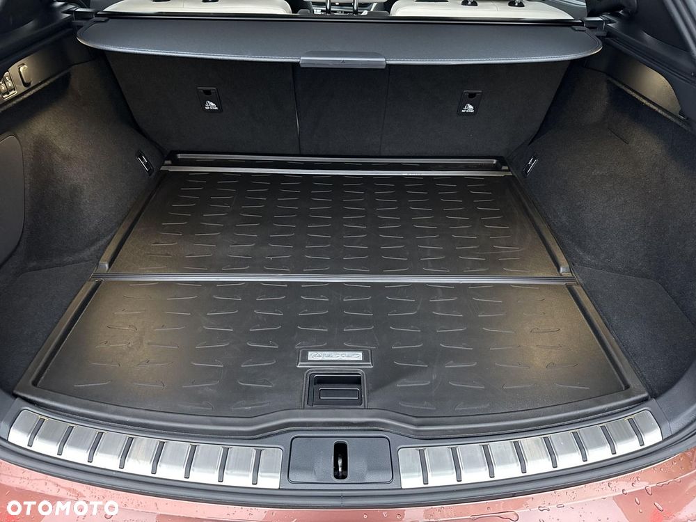 Lexus RX 450h+ Omotenashi - 13