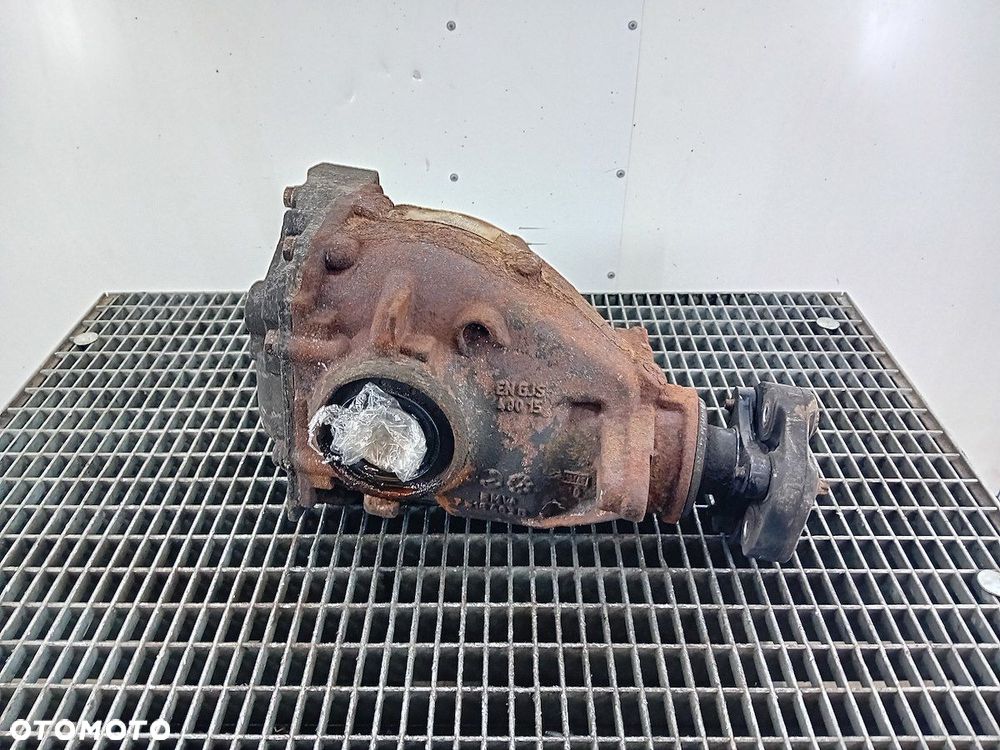 DYFERENCJAŁ TYŁ BMW E87 7524307404 2.0 D - 4
