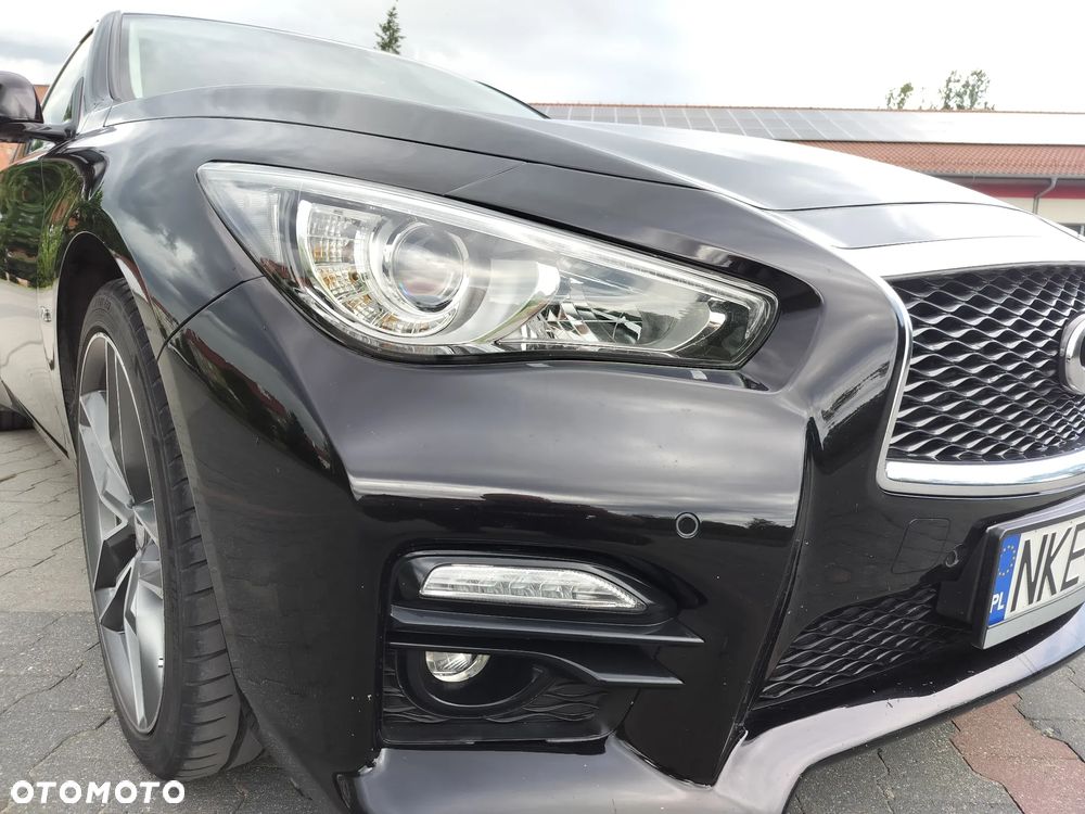 Infiniti Q50 2.0t Sport Sound Studio by Bose - 5