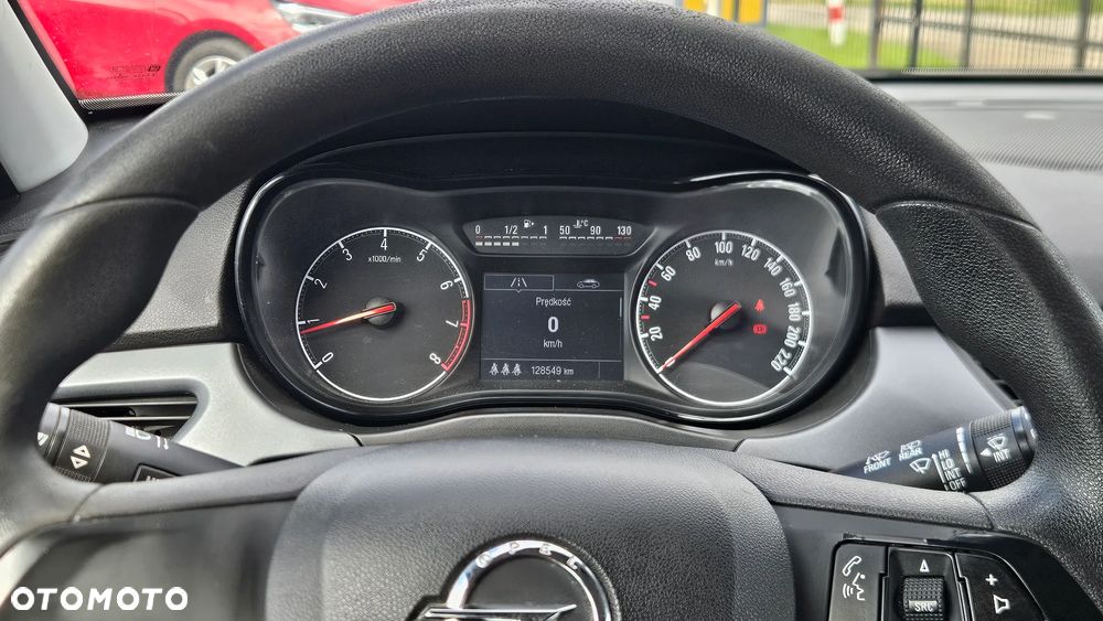 Opel Corsa 1.4 T Enjoy S&S - 11