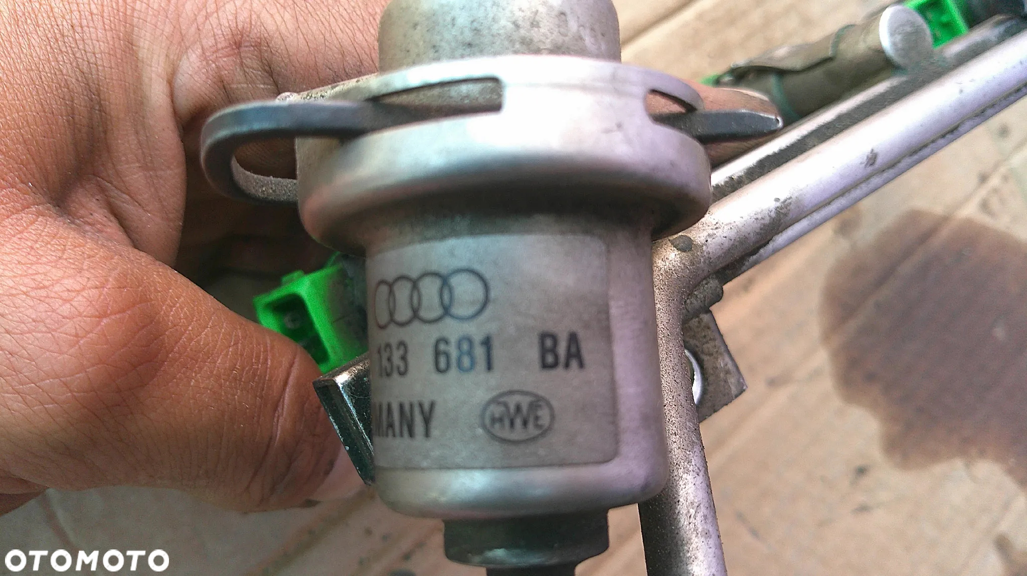 AUDI A4 B6 2.4 V6 LISTWA WTRYSKOWA - 3
