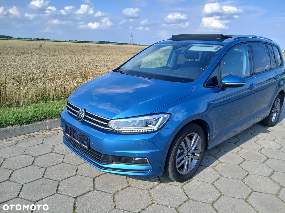 Volkswagen Touran - 4
