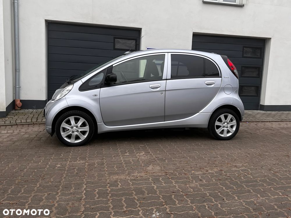 Peugeot iOn Active - 4