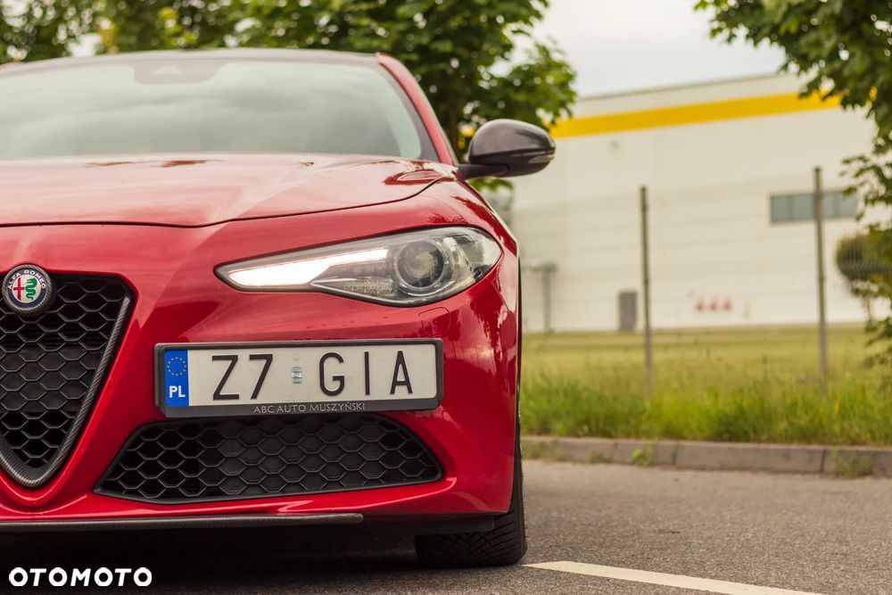 Alfa Romeo Giulia 2.0 Turbo Veloce - 10