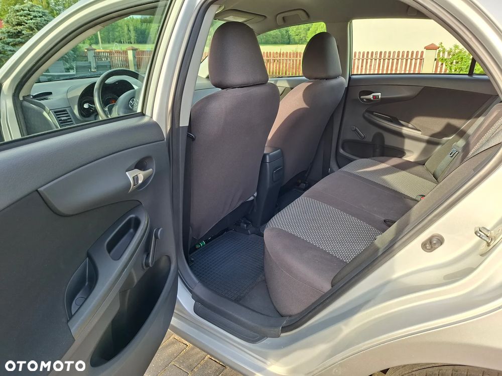 Toyota Corolla 1.4 VVT-i Terra - 11