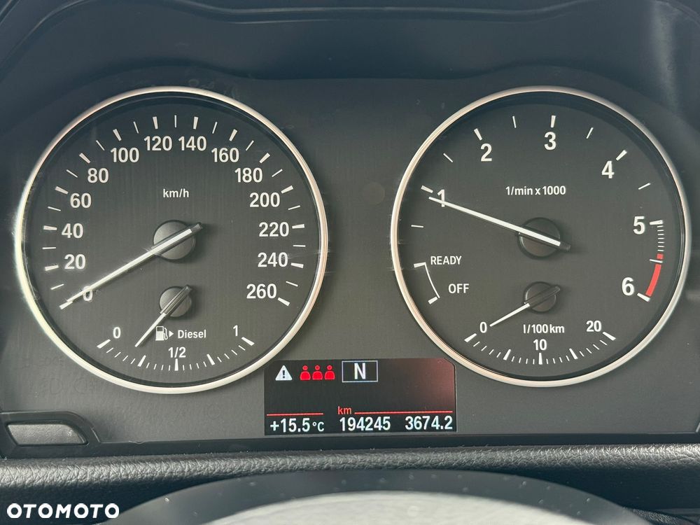 BMW Seria 2 216d - 40