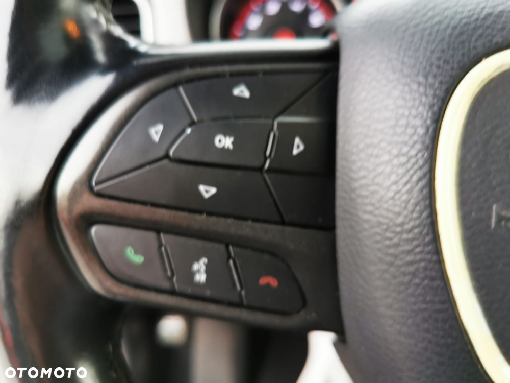 Dodge Charger 3.6 GT - 21