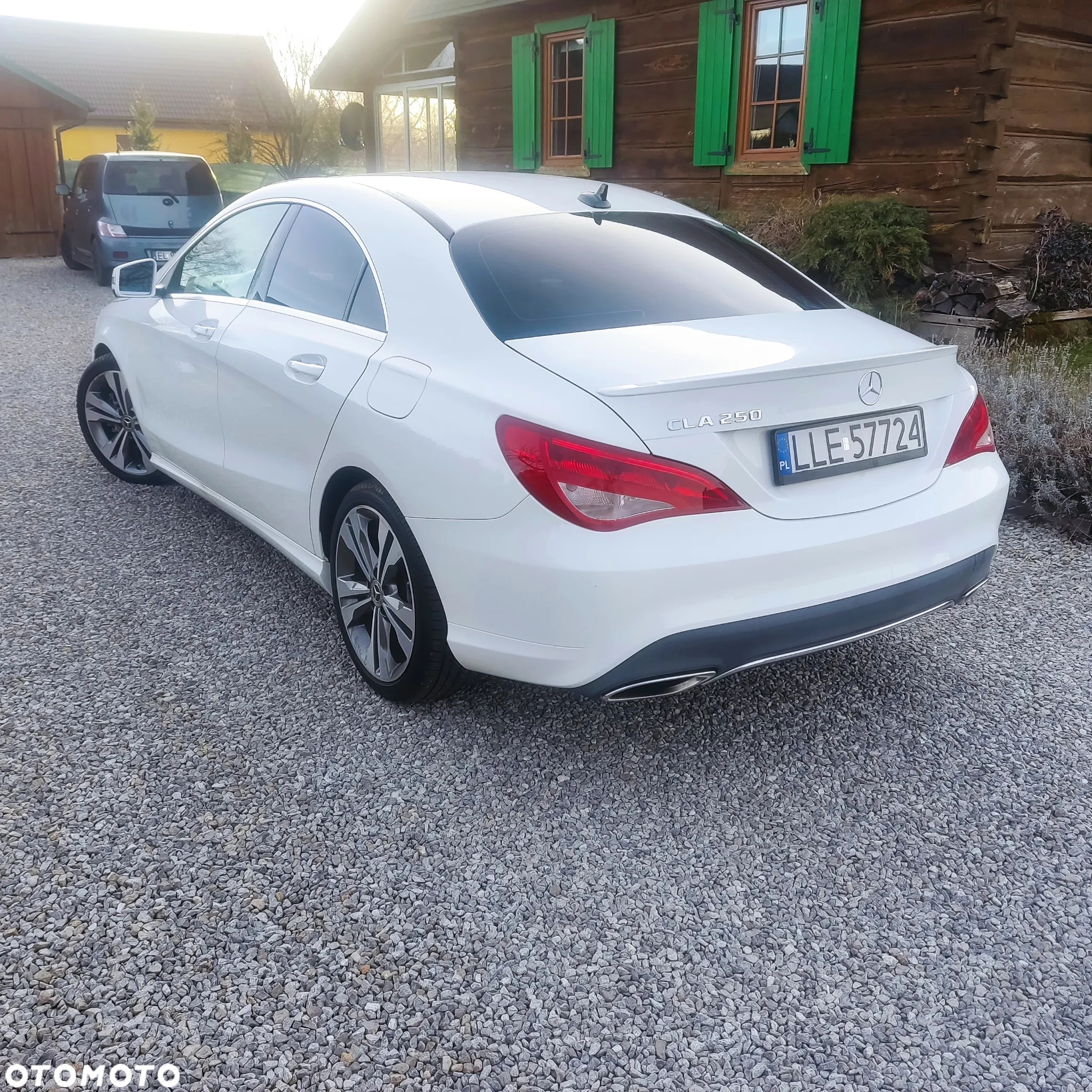 Mercedes-Benz CLA 250 4Matic 7G-DCT Urban - 7