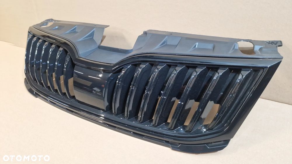 ATRAPA GRILL OCTAVIA III 3 LIFT 17- RS VRS RADAR - 1