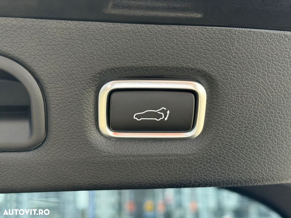 Kia Stinger 3.3 T-GDI 8AT AWD GT - 36