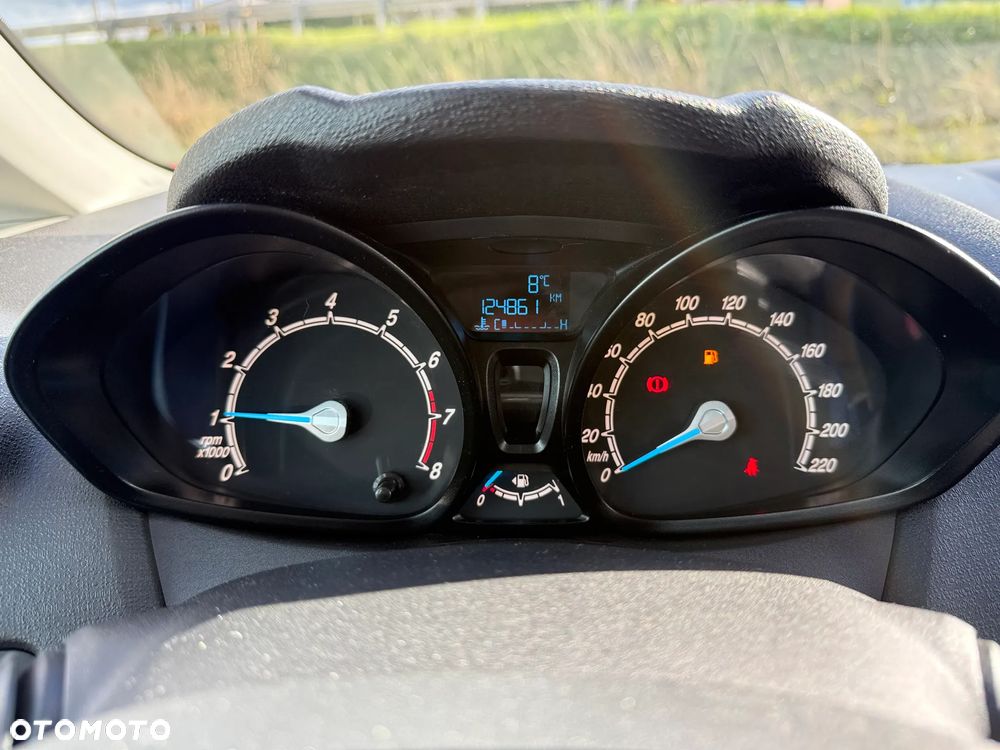 Ford Fiesta 1.25 Trend - 13