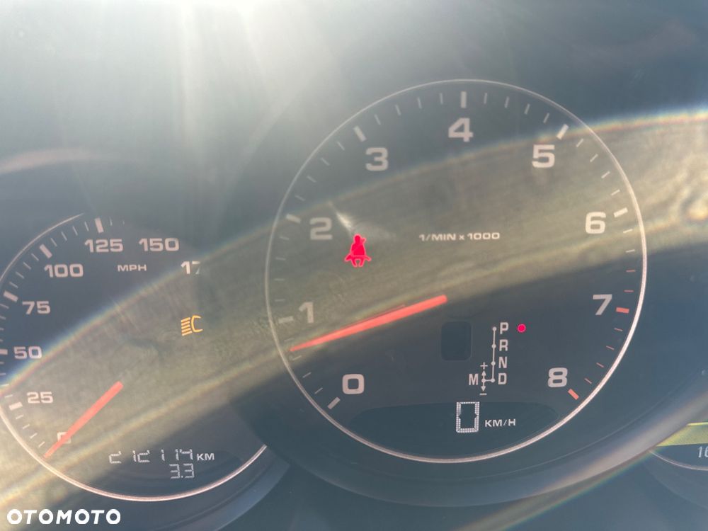Porsche Cayenne - 14