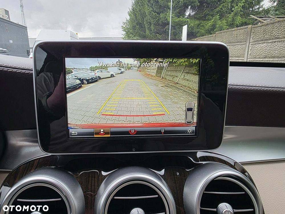 Mercedes-Benz GLC 220 d 4Matic 9G-TRONIC - 20