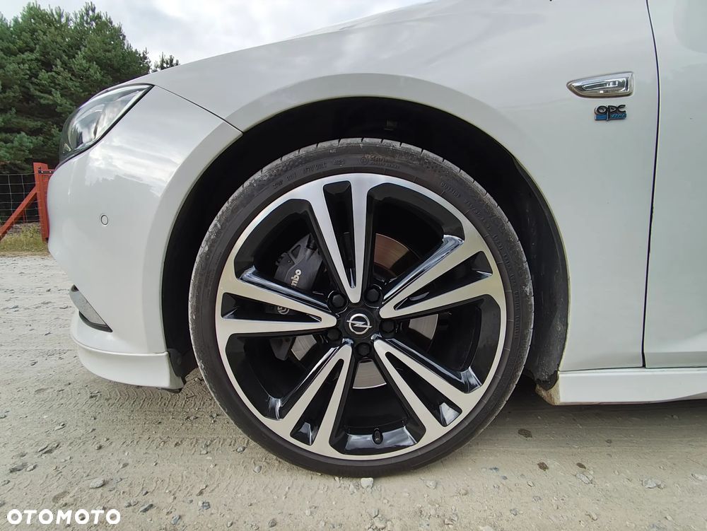 Opel Insignia - 36