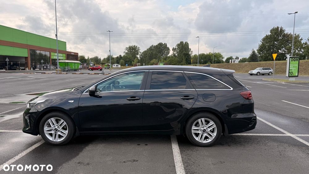 Kia Ceed 1.6 CRDi SCR M - 10